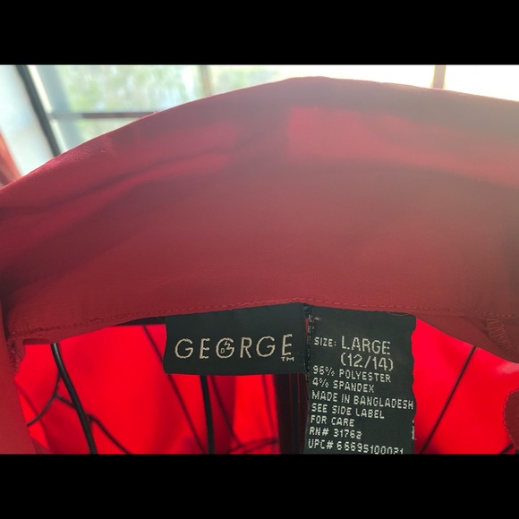 Red blouse - Picture 2 of 2